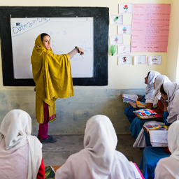 اساتذہ کے لیے خوشخبری، پنجاب حکومت 4 ہزار نئے ہیڈ ٹیچرز بھرتی کرے گی